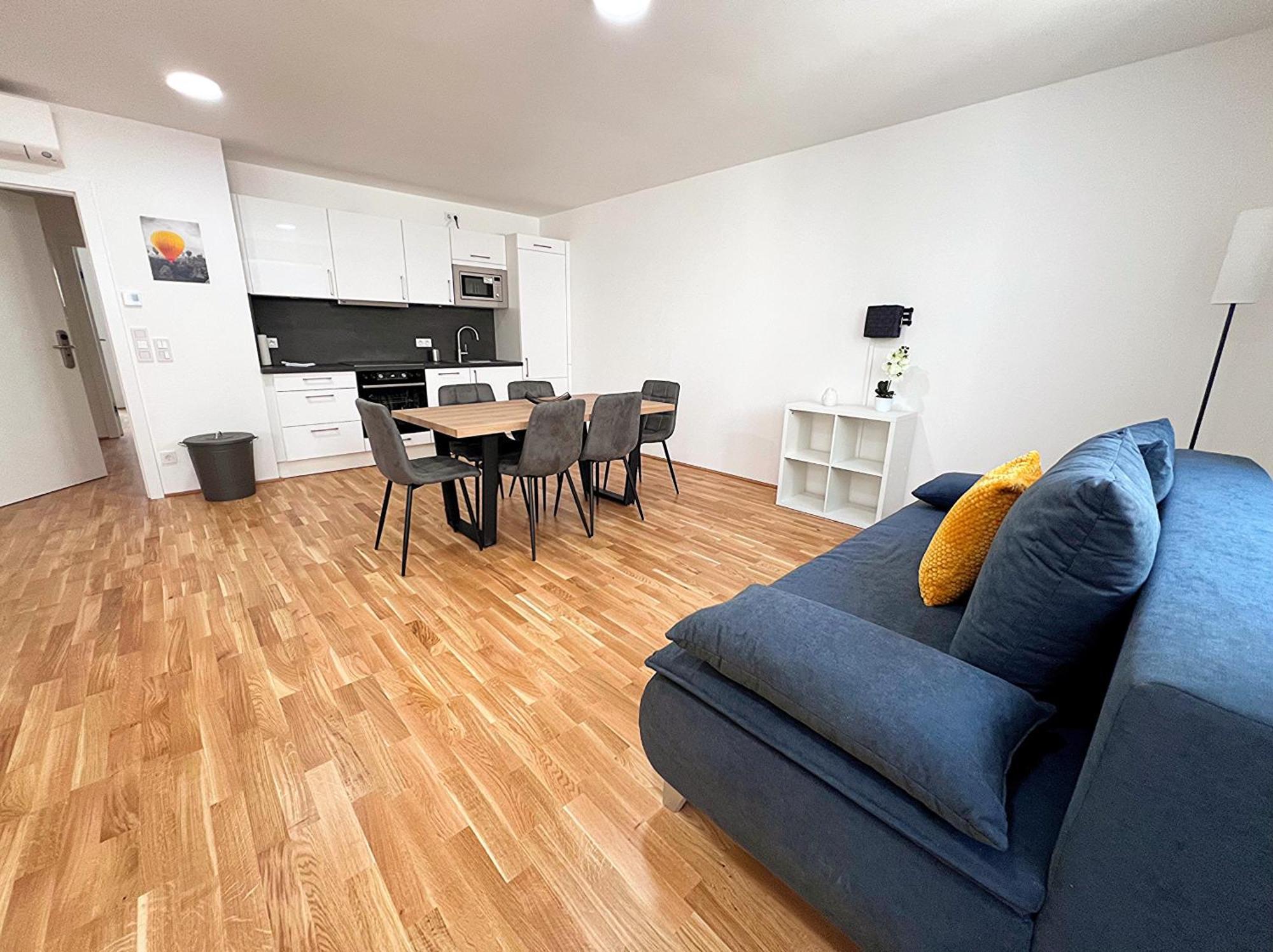 Modern, New, Next To Metro - Gg13 Apartments Wina Bagian luar foto