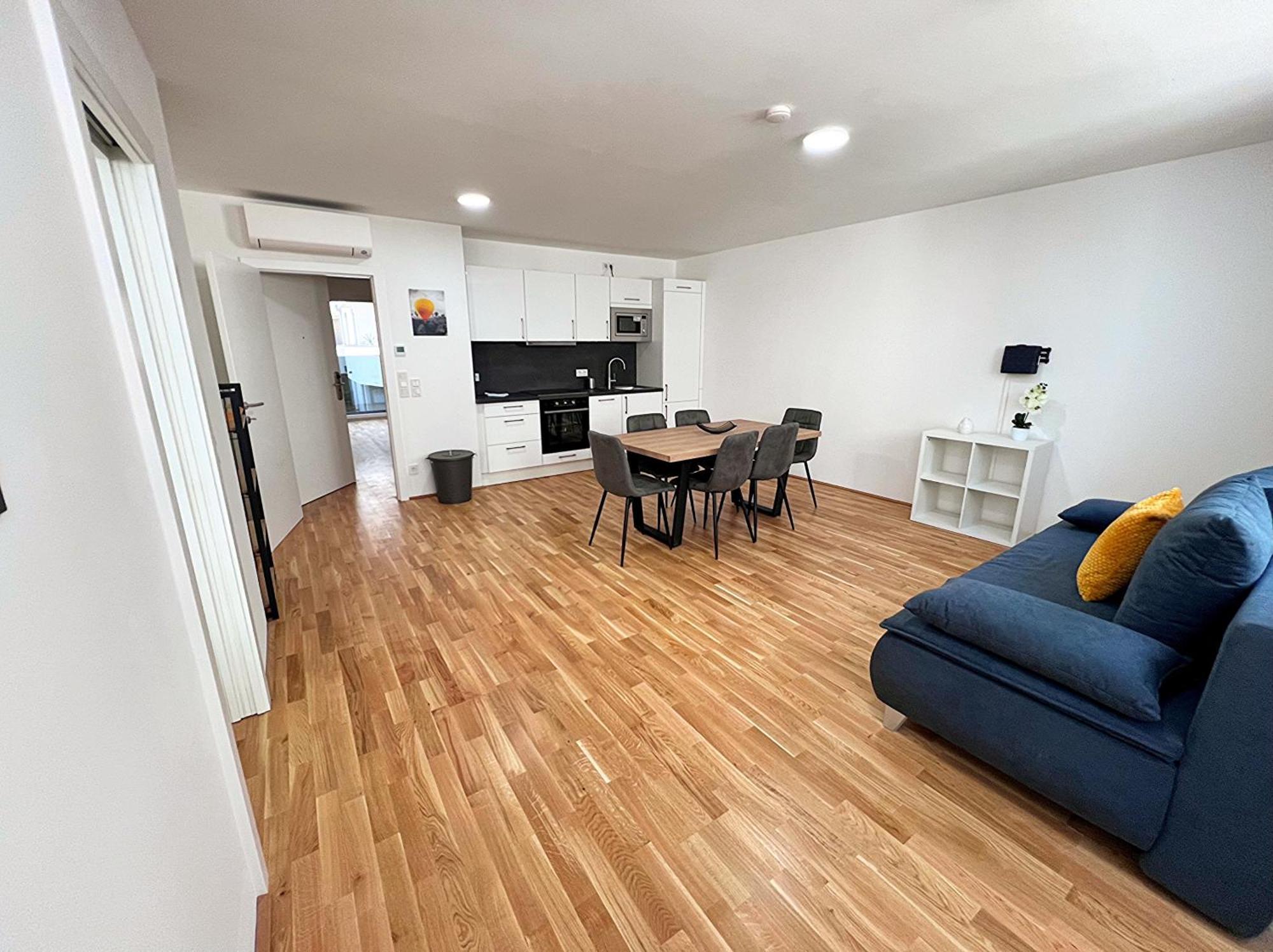 Modern, New, Next To Metro - Gg13 Apartments Wina Bagian luar foto