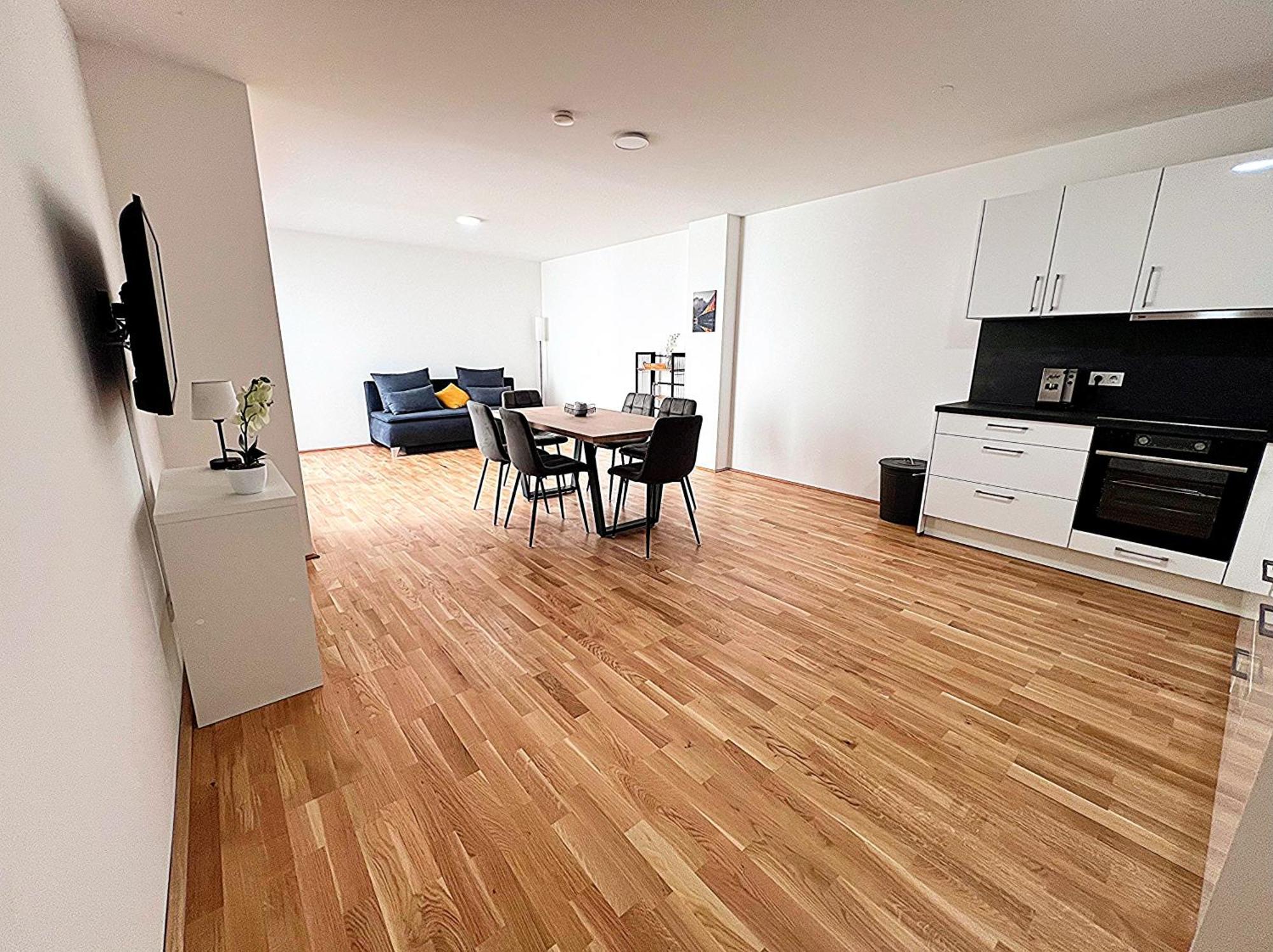 Modern, New, Next To Metro - Gg13 Apartments Wina Bagian luar foto
